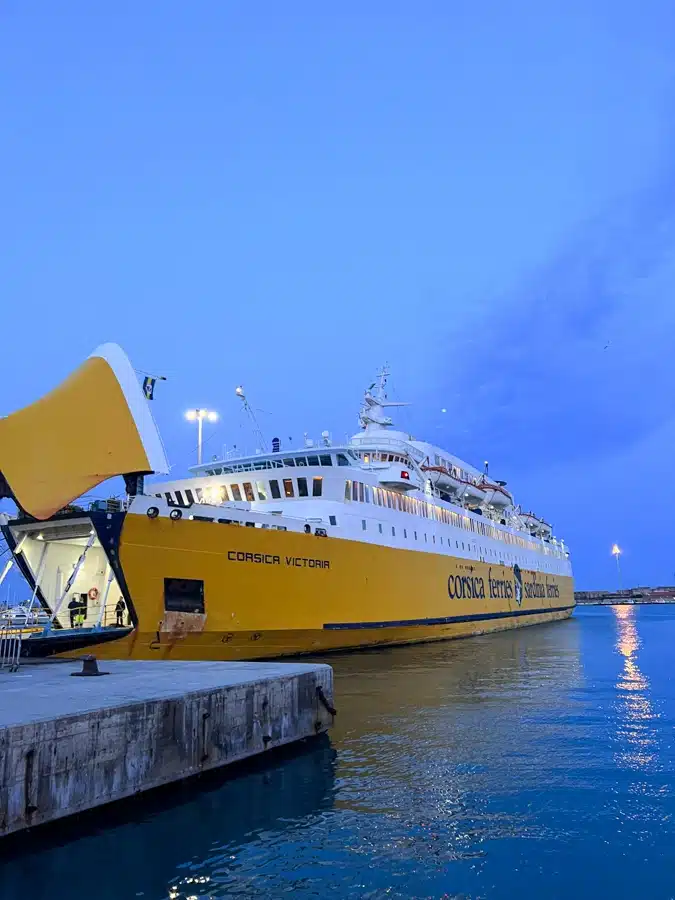 porto di Livorno come arrivare in Corsica