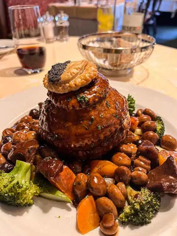 Fritschipastete specialità svizzera